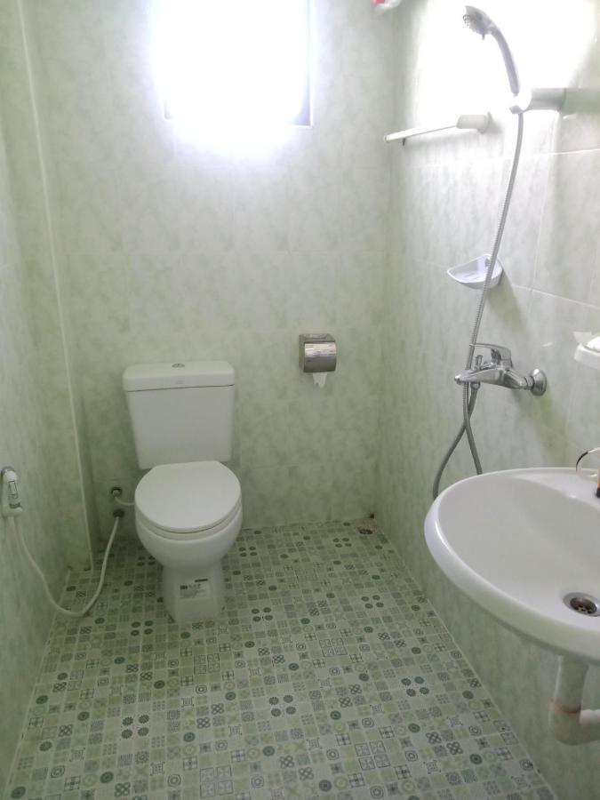 Nay Chi Lin Hotel Pathein Dış mekan fotoğraf